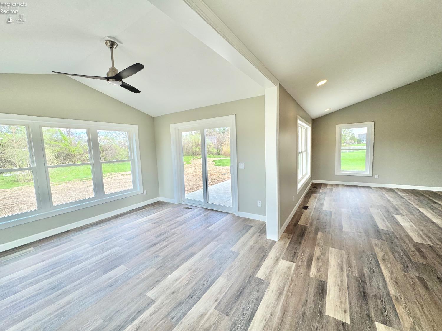 971 N Falling Water Boulevard