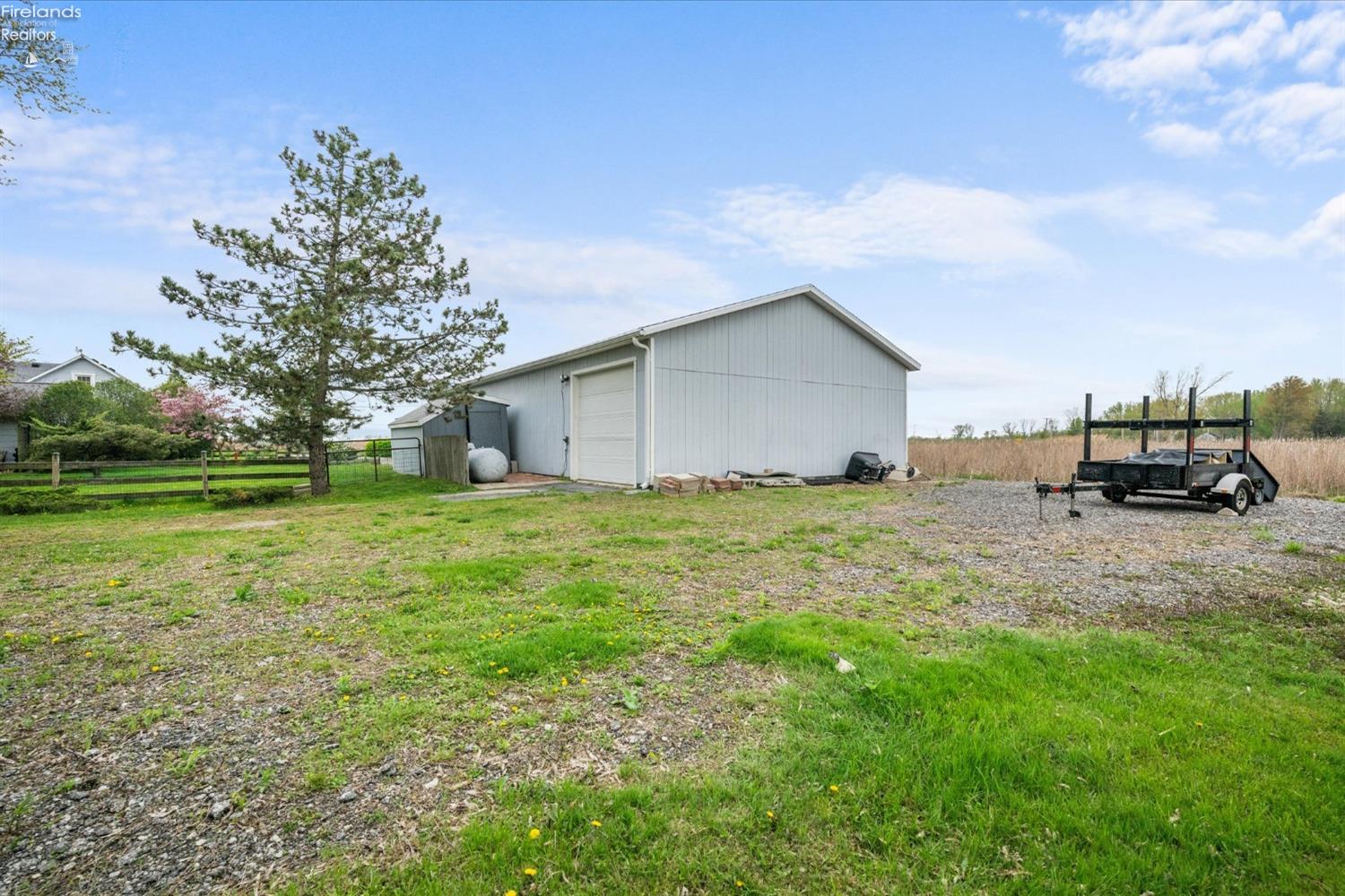 5821 N Benton Carroll Road