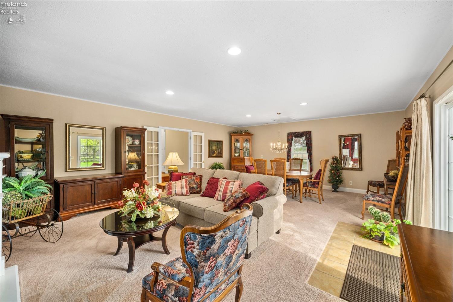 5821 N Benton Carroll Road