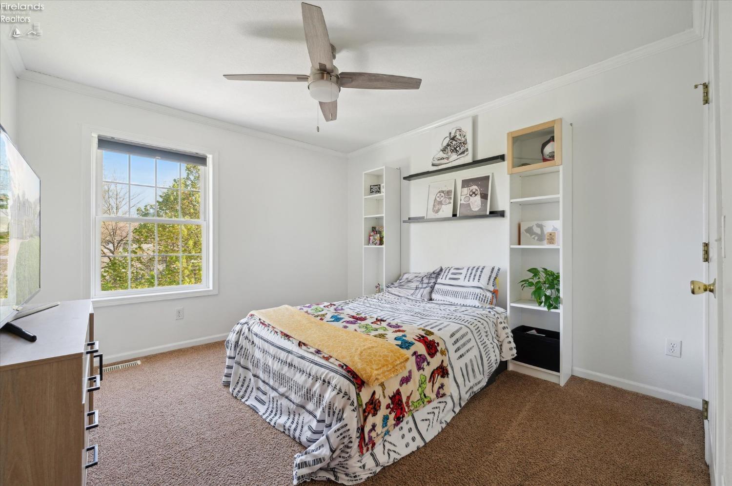 2371 Mckinley Dr