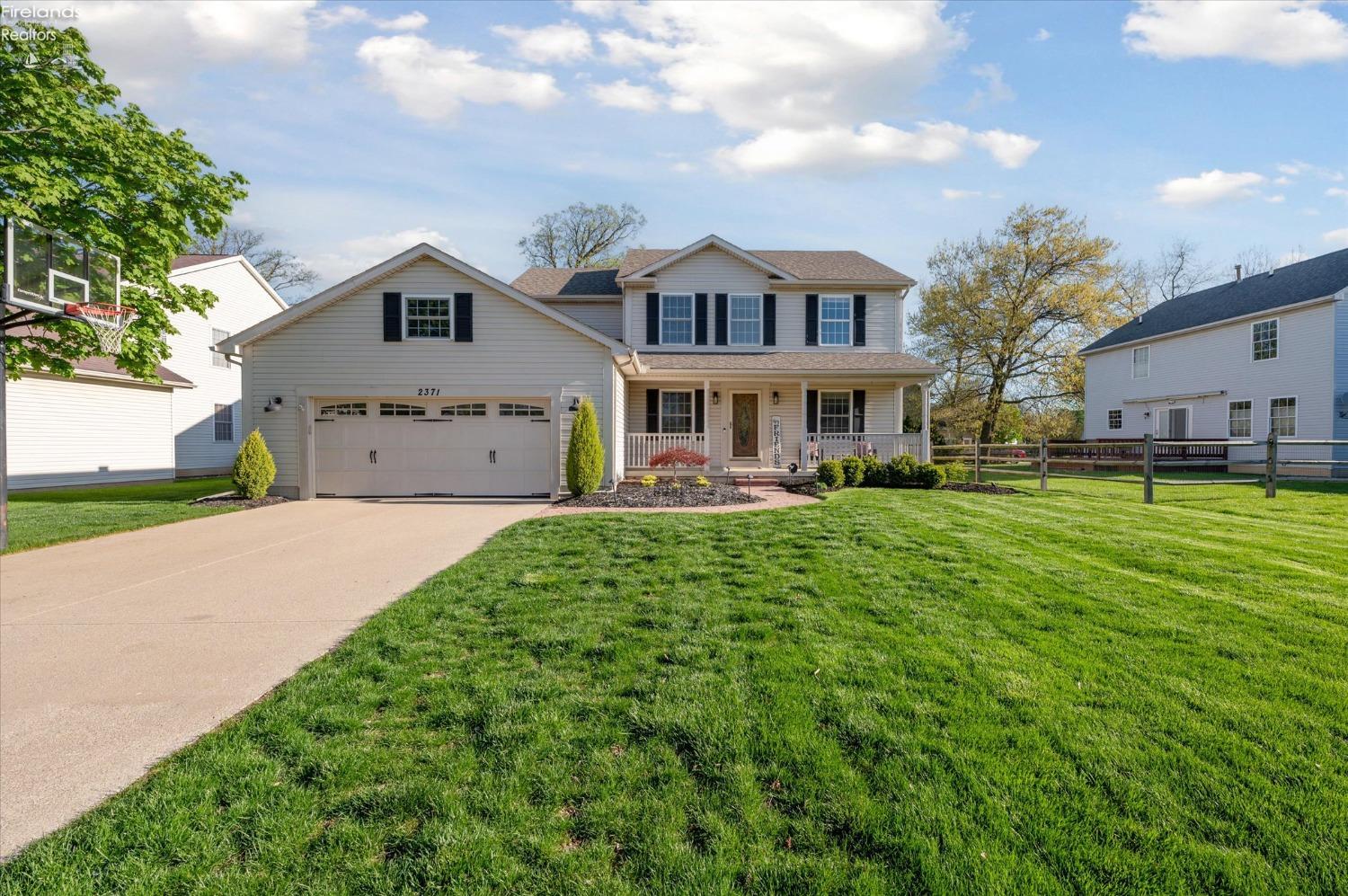 2371 Mckinley Dr