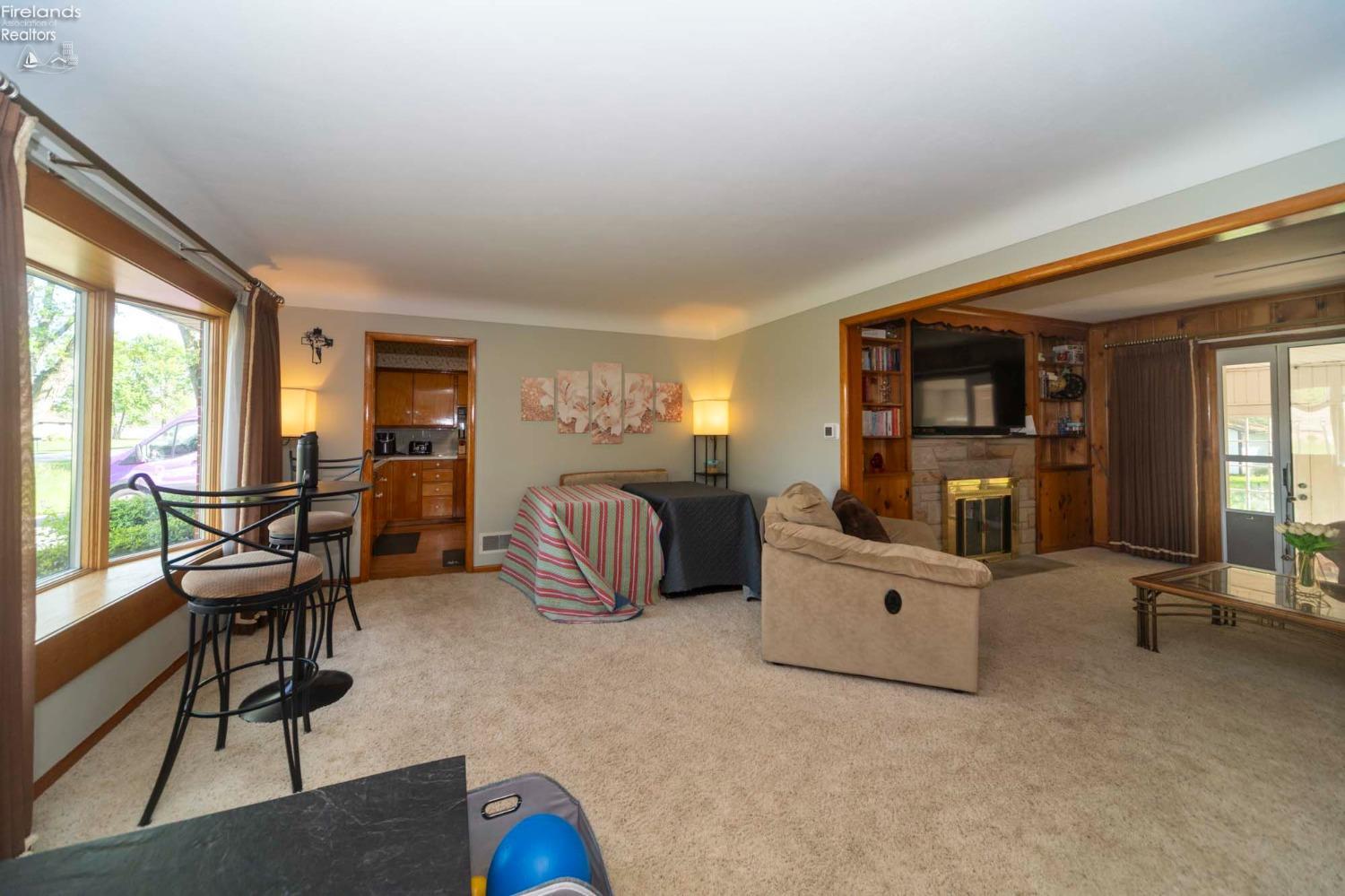 1224 Buchman Road