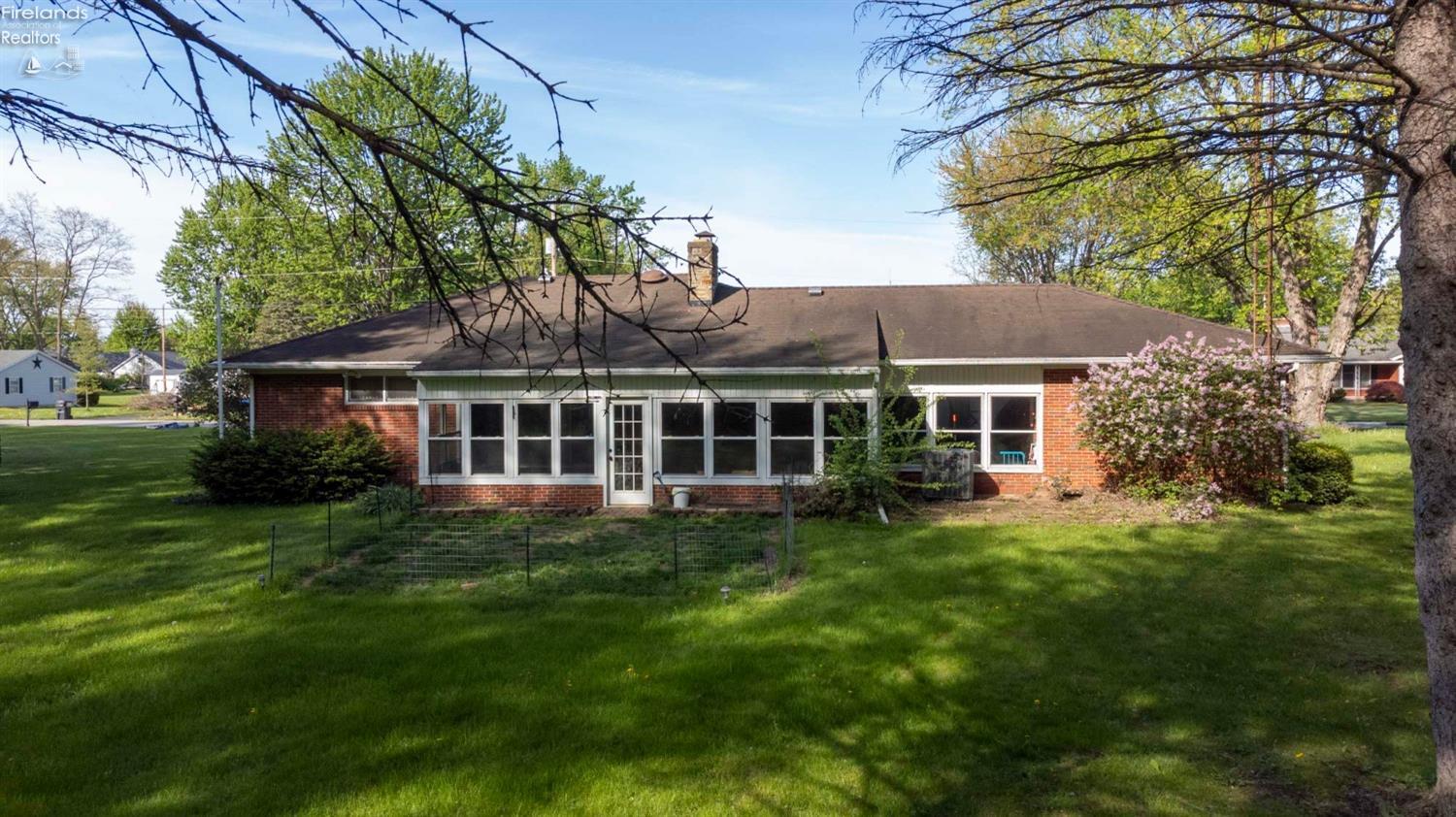 1224 Buchman Road