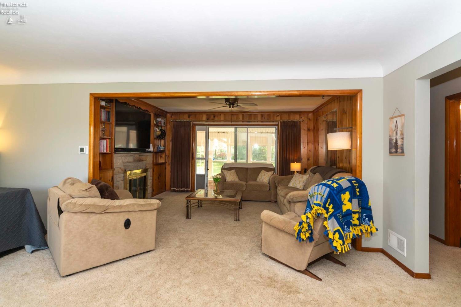 1224 Buchman Road