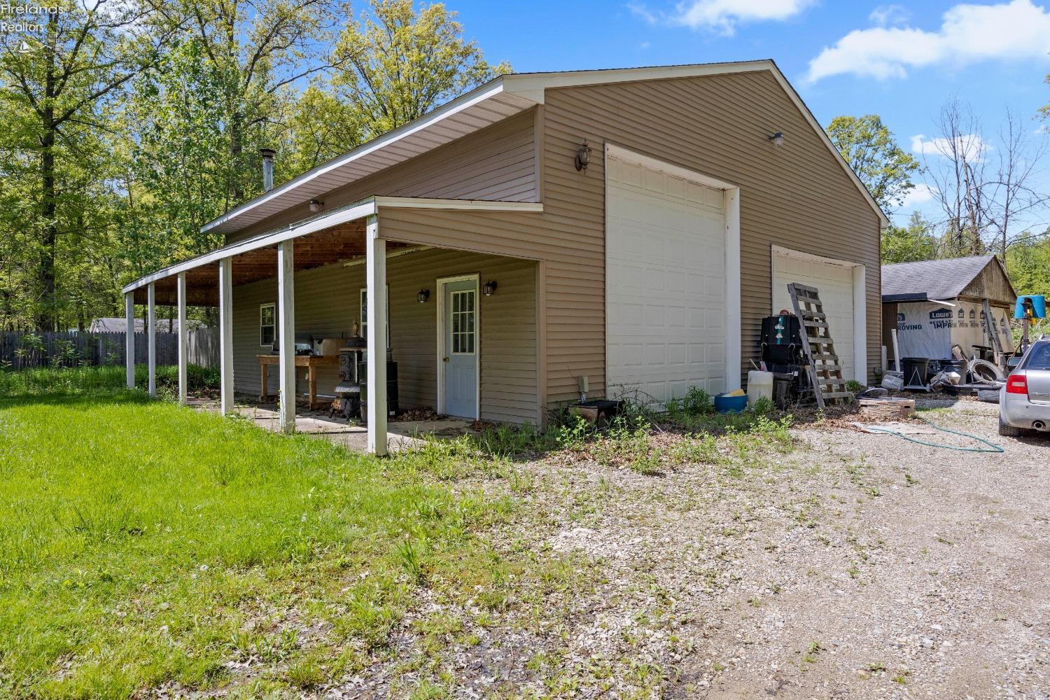 10519 Darrow Road