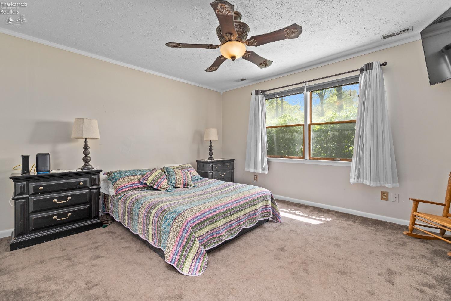 10519 Darrow Road