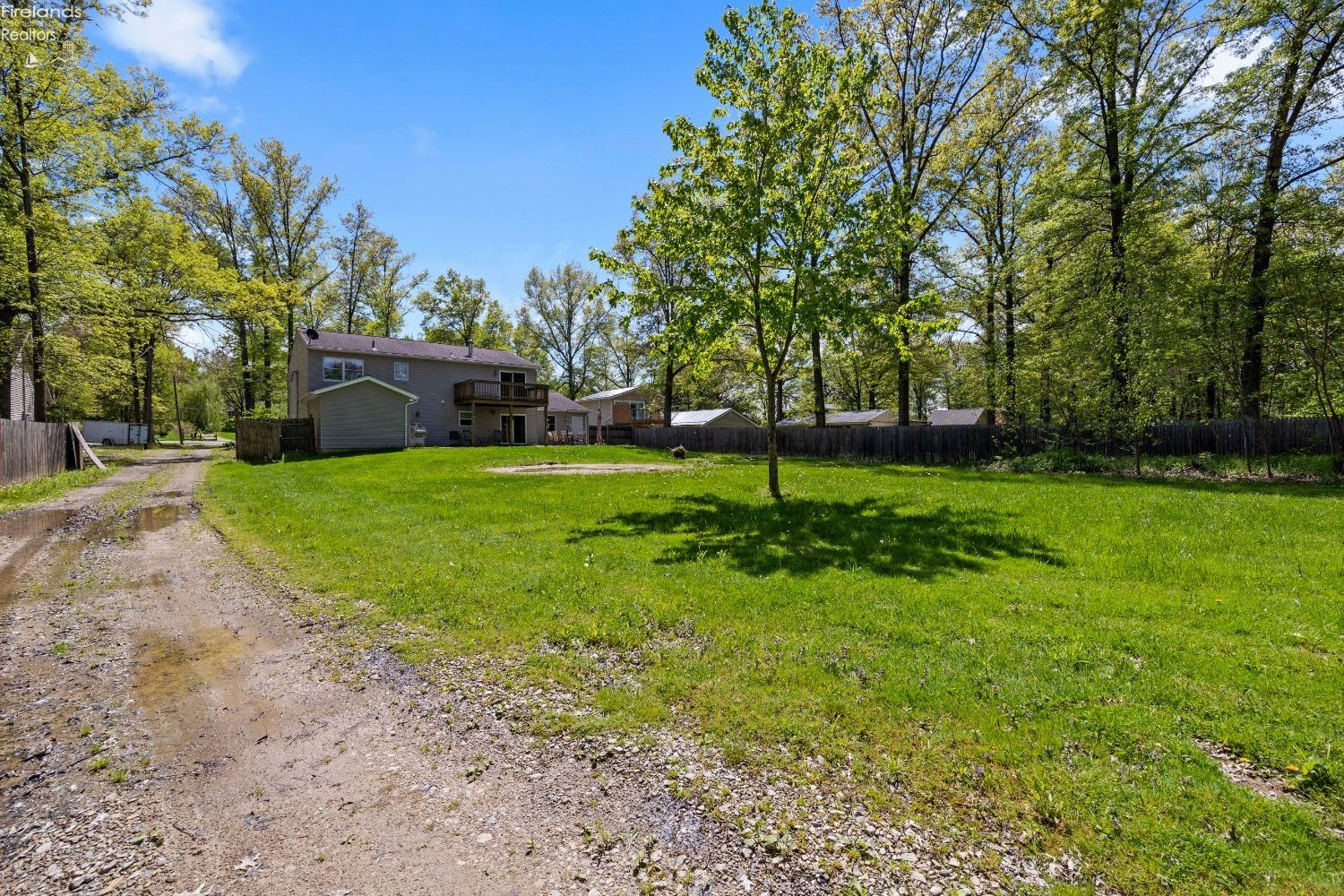 10519 Darrow Road