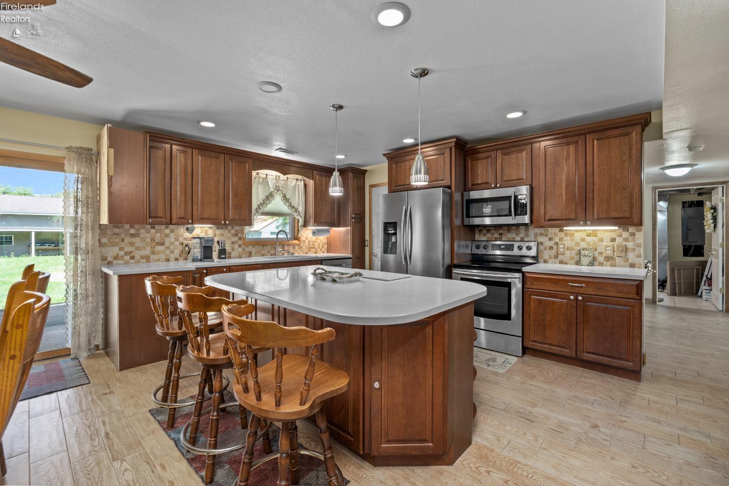 10519 Darrow Road