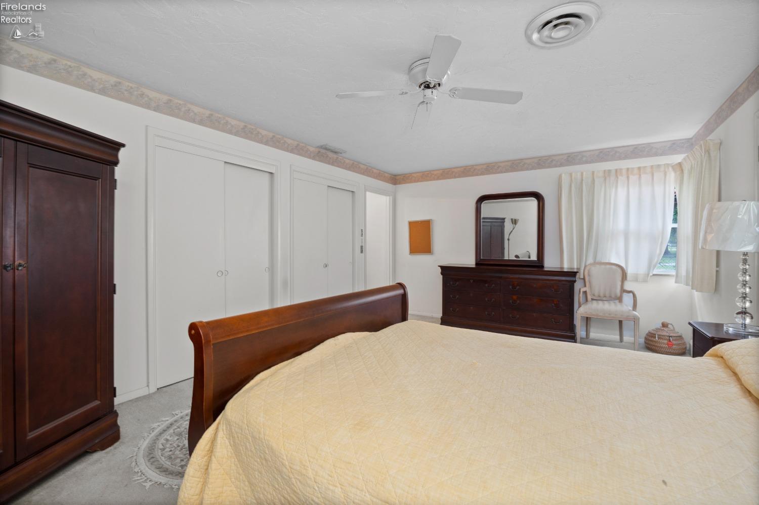 9903 Edgewater Dr.
