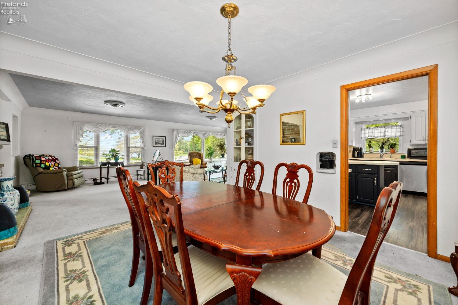 9903 Edgewater Dr.