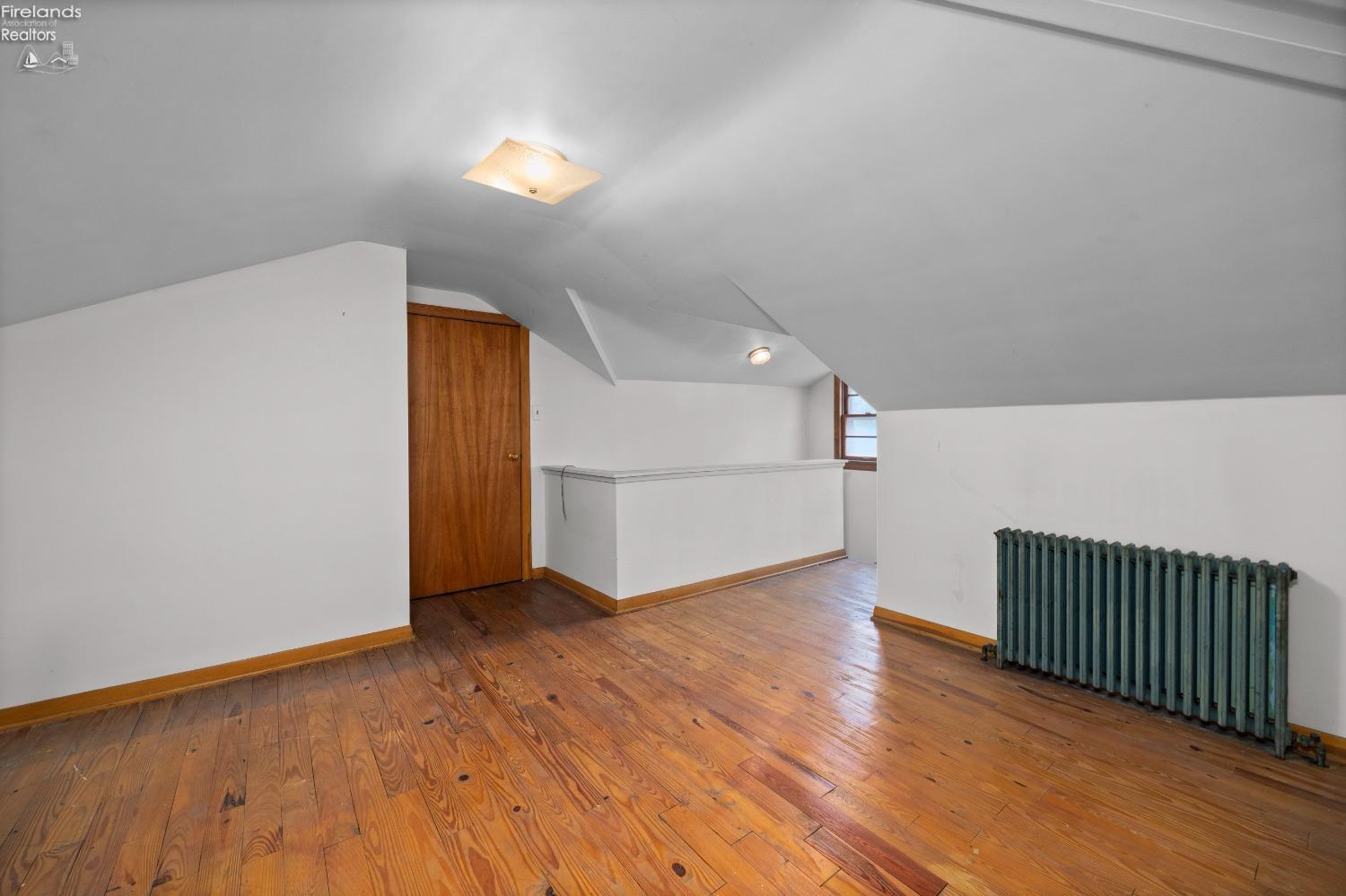 9903 Edgewater Dr.