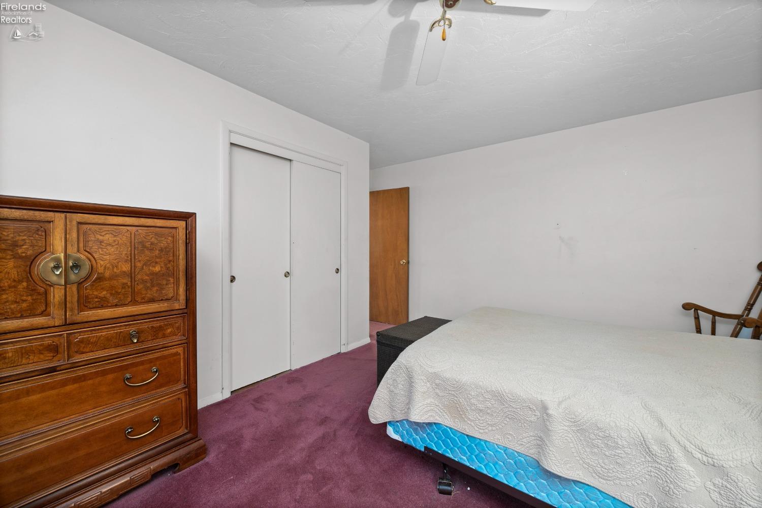 9903 Edgewater Dr.