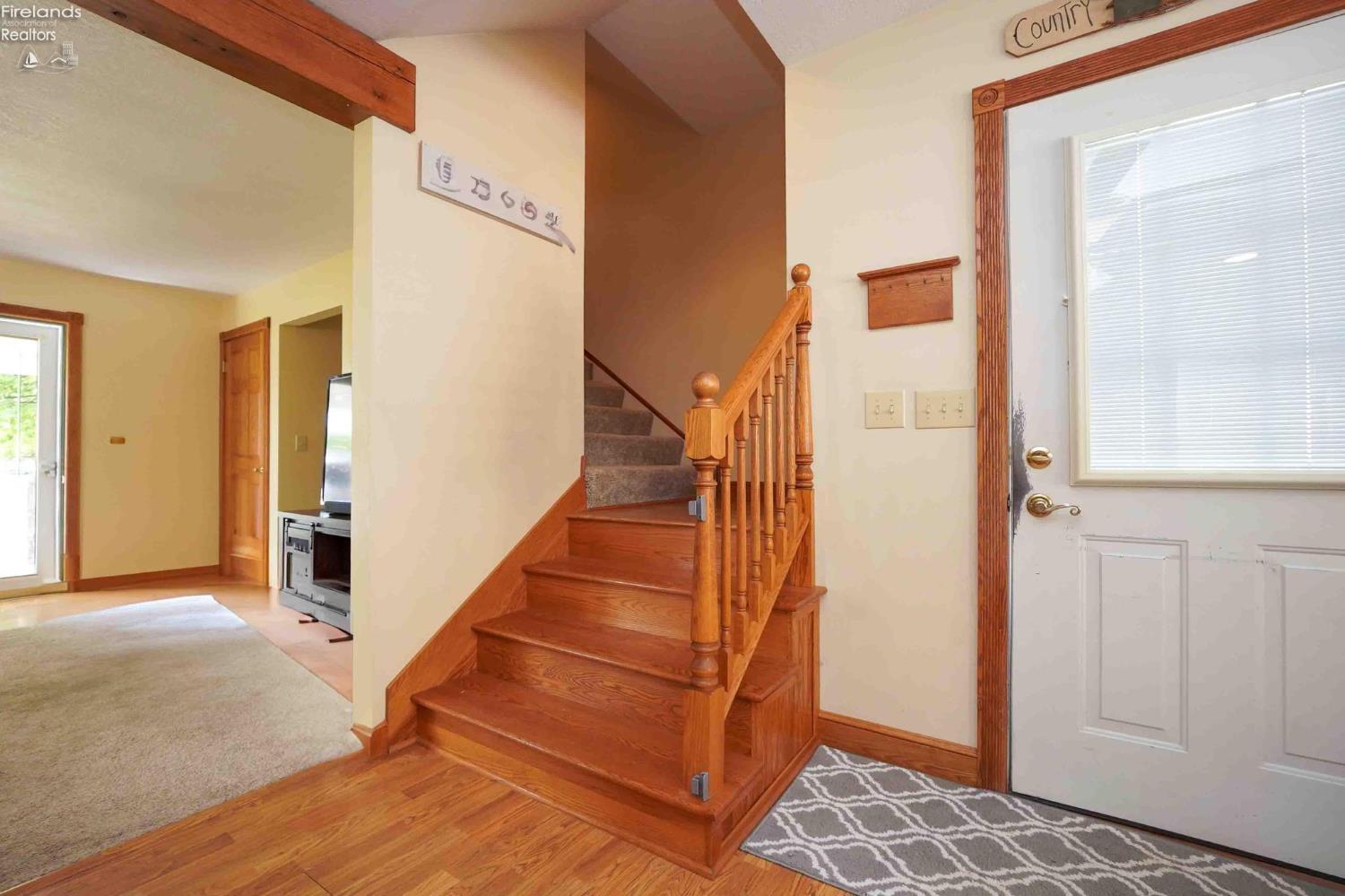 128 Elm