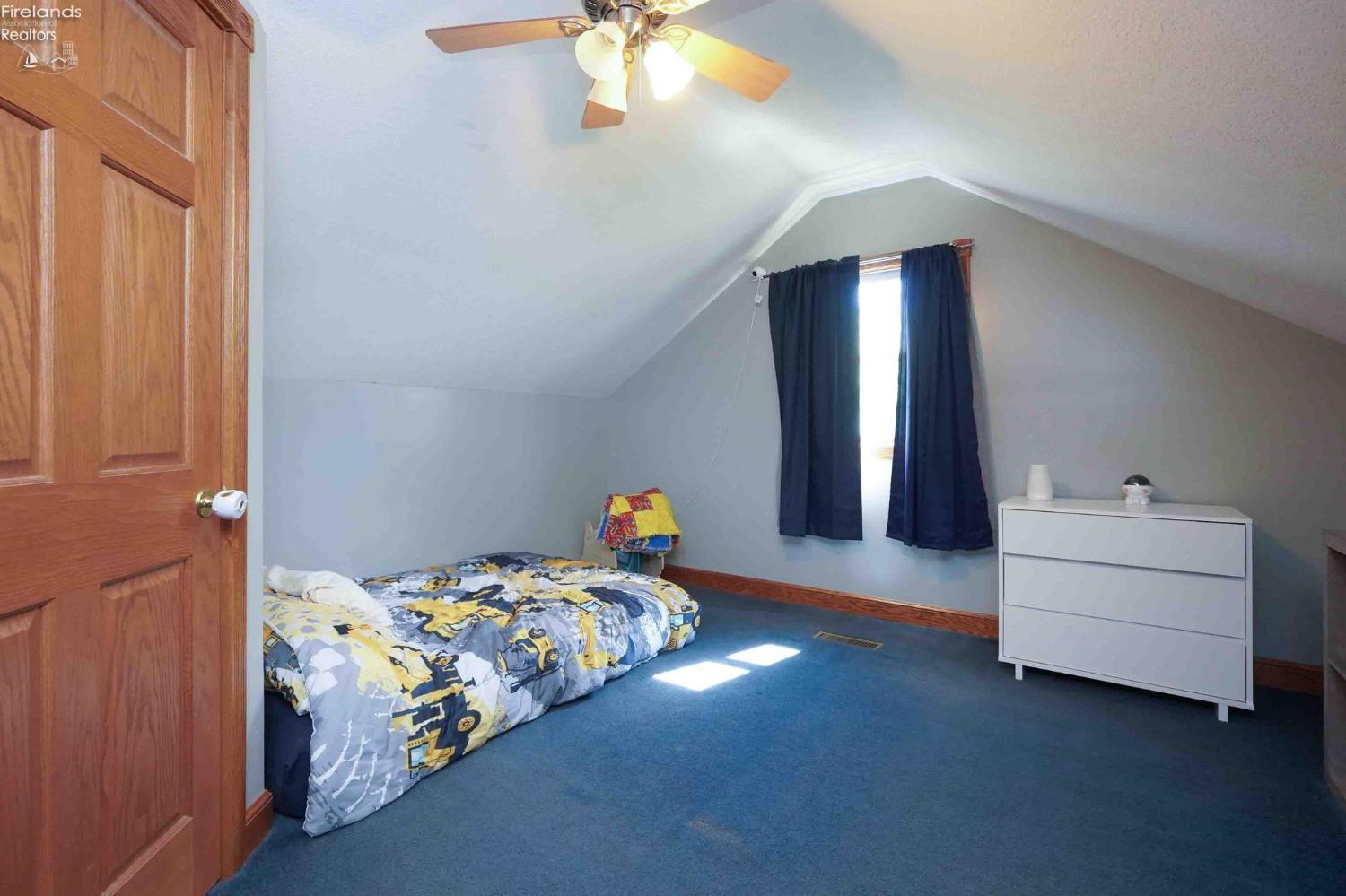 128 Elm