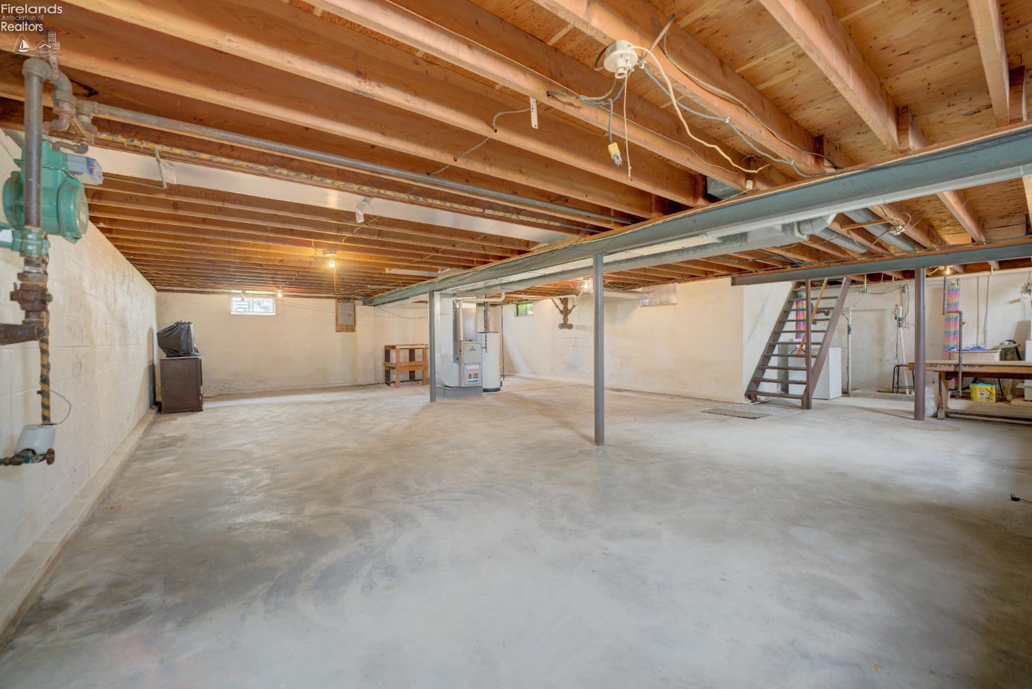 419 Kinney Street