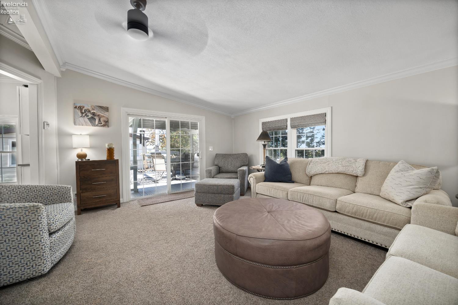 8452 E Bayshore Road 22
