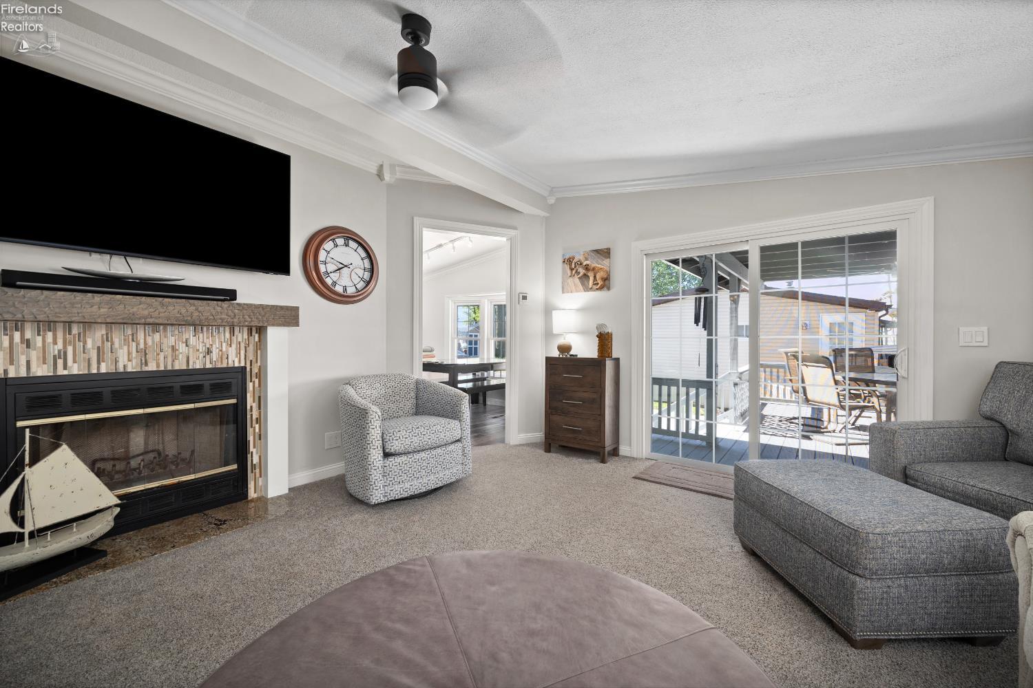 8452 E Bayshore Road 22