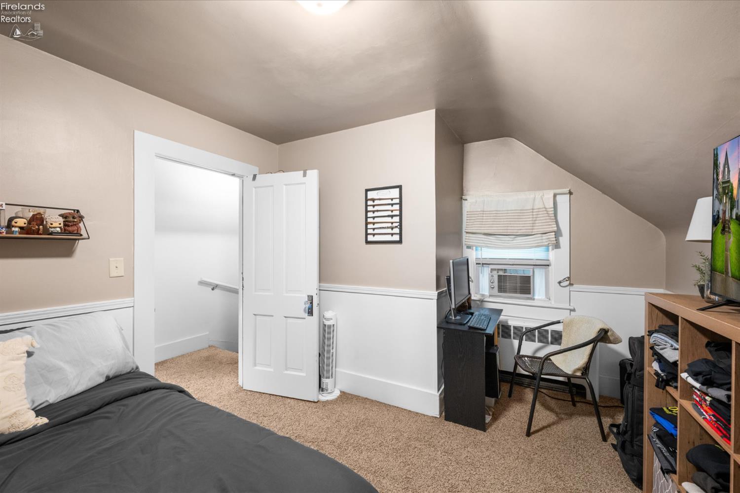 1005 Carbon Street