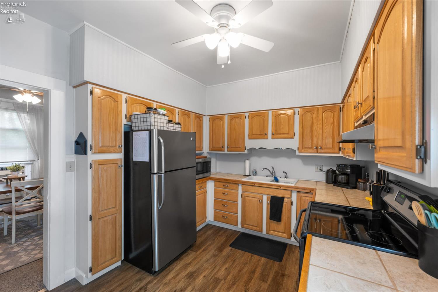 1005 Carbon Street