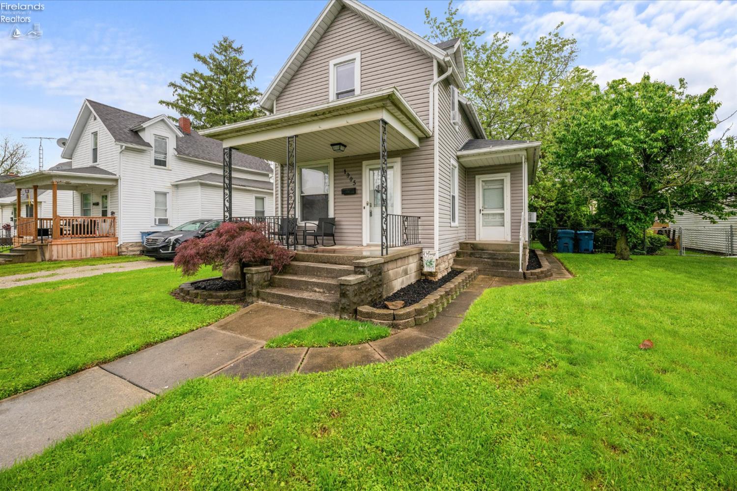 1005 Carbon Street