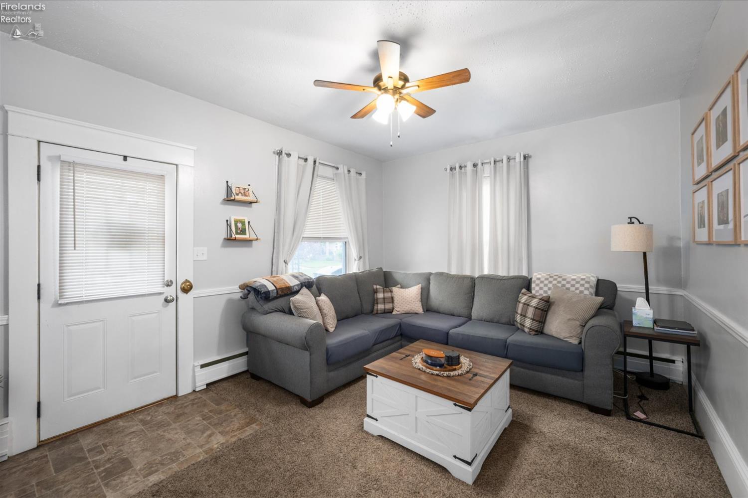 1005 Carbon Street