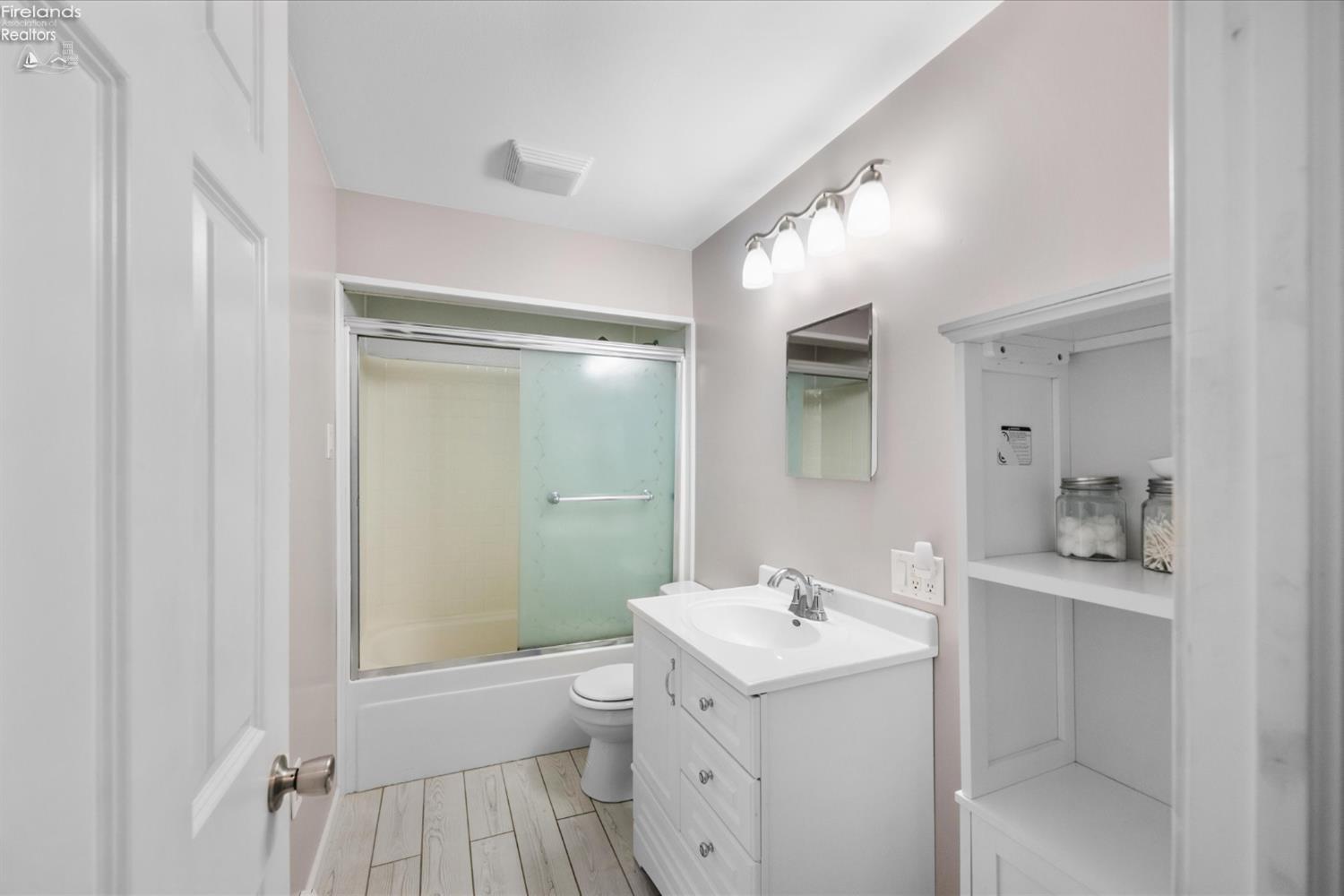 5105 W Fremont Road