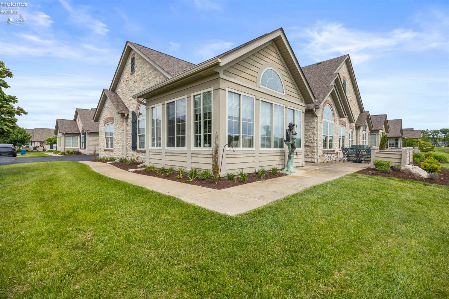 2750 Canterbury Circle C