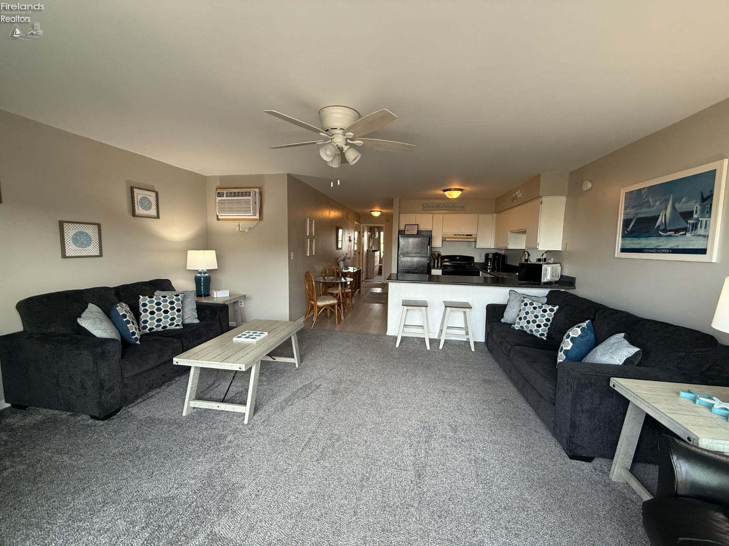 1801 E Perry Street 10