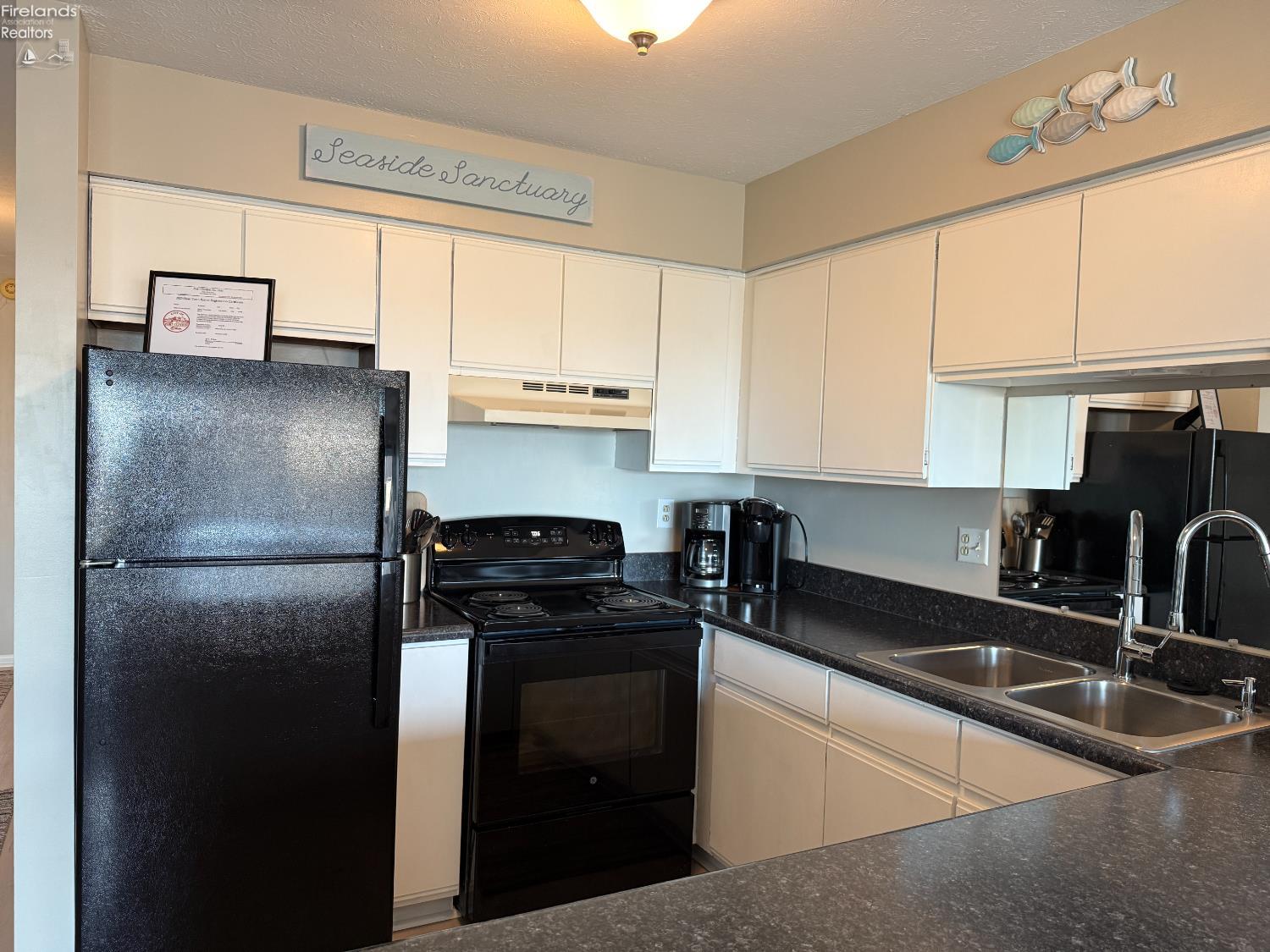 1801 E Perry Street 10