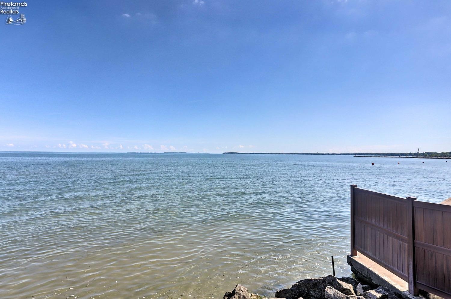 1801 E Perry Street 10