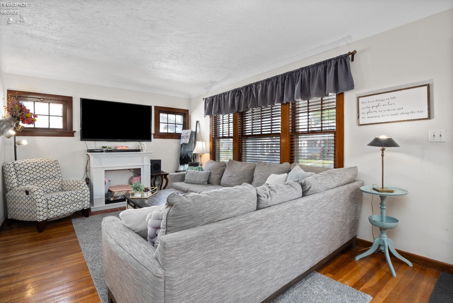 16602 Dartmouth Ave