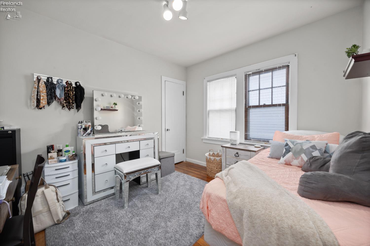 16602 Dartmouth Ave