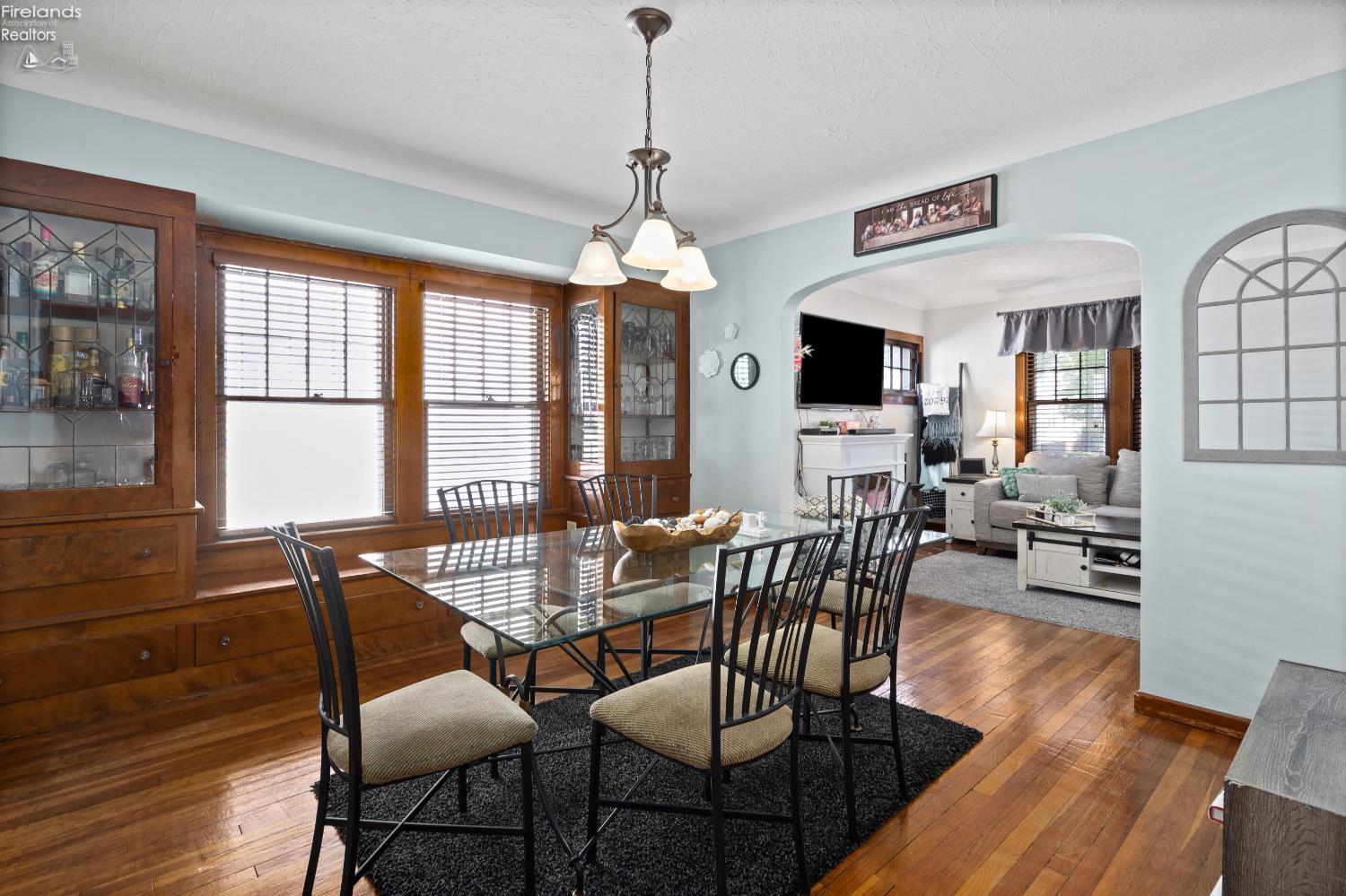 16602 Dartmouth Ave