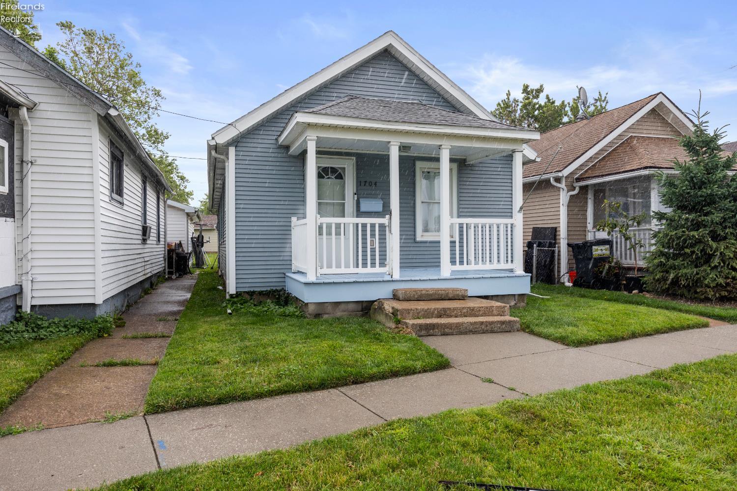 1704 Shelby Street