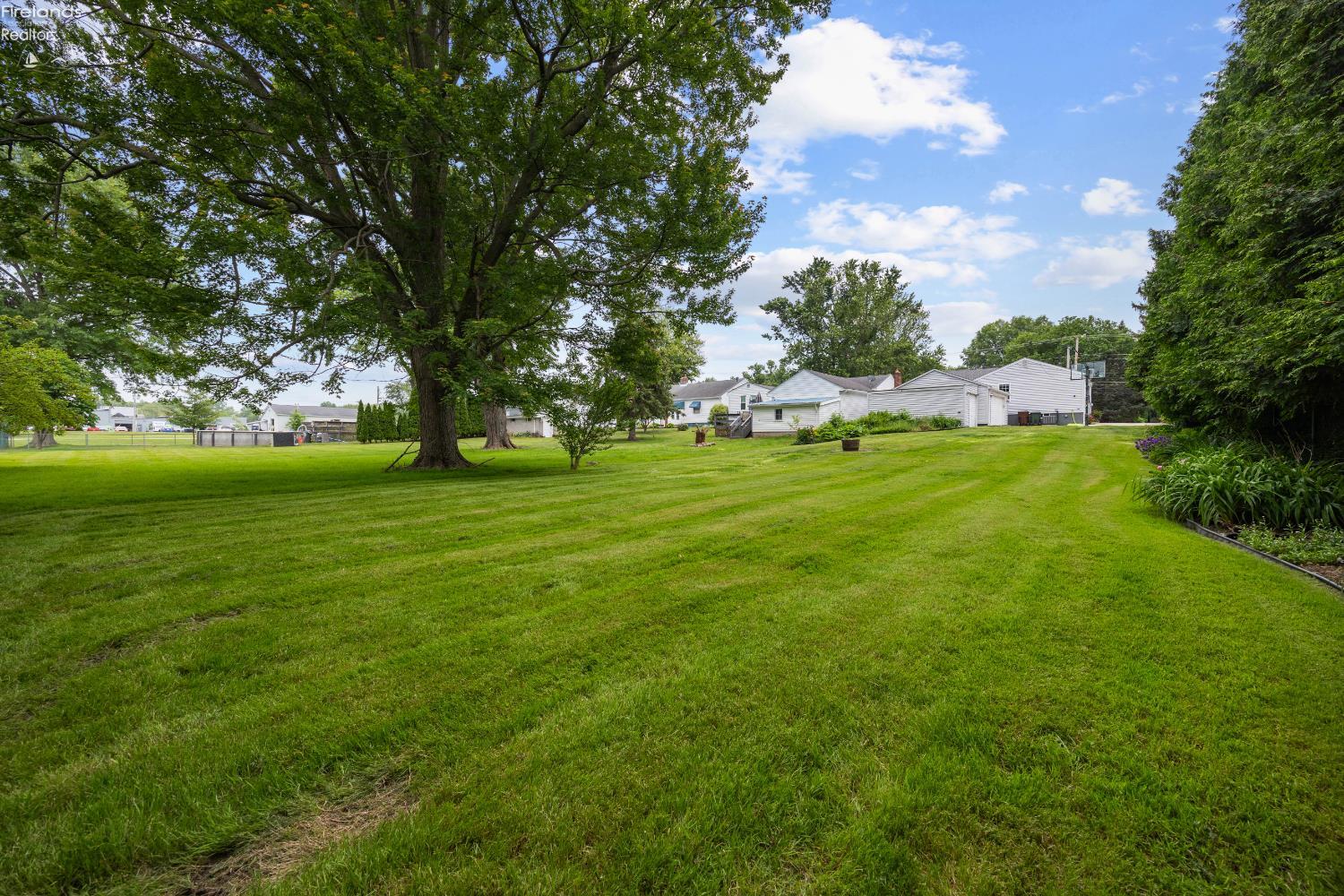 46320 Middle Ridge Rd.