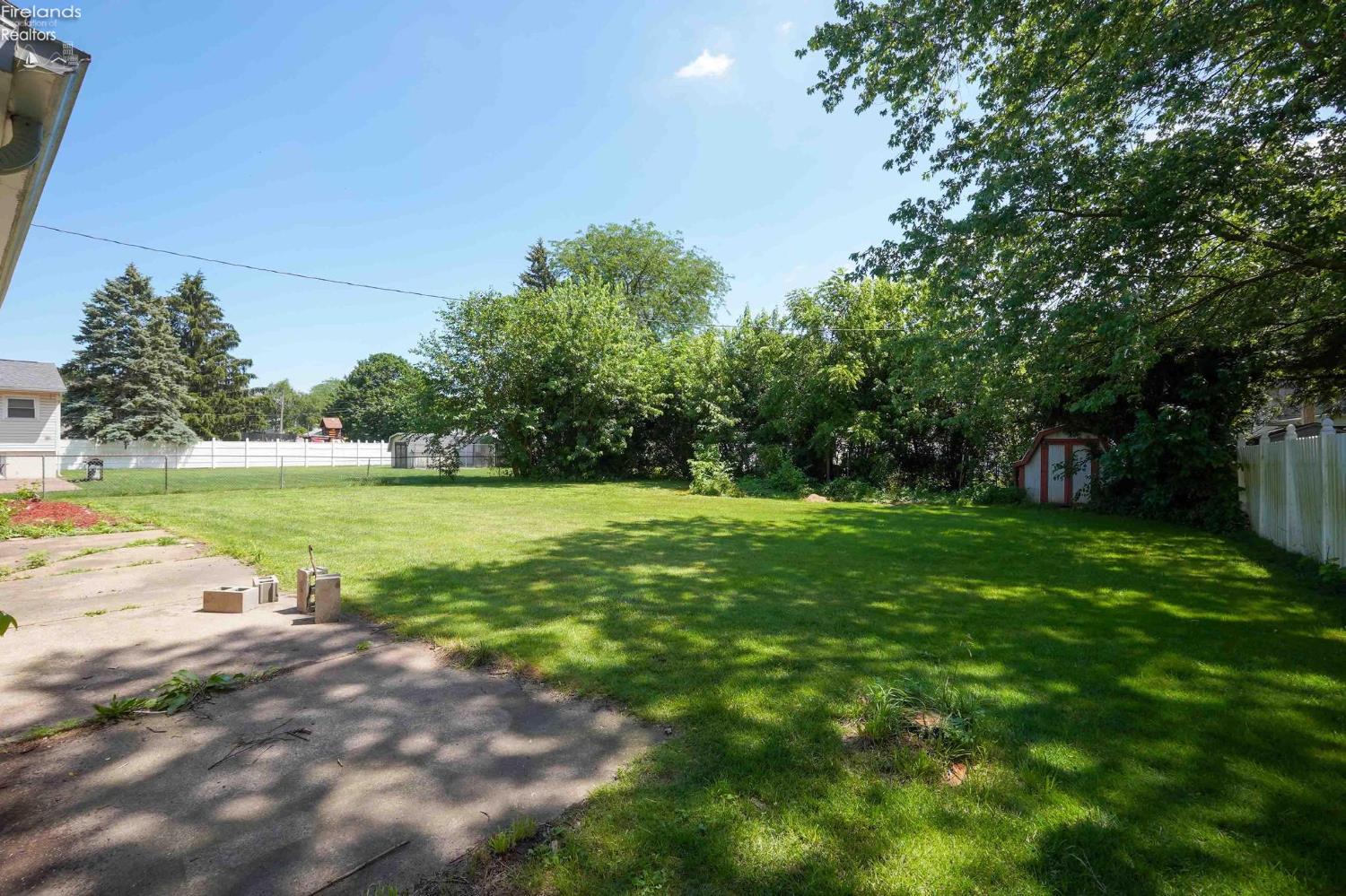 2718 Mulberry Drive