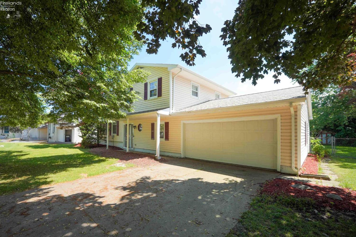 2718 Mulberry Drive