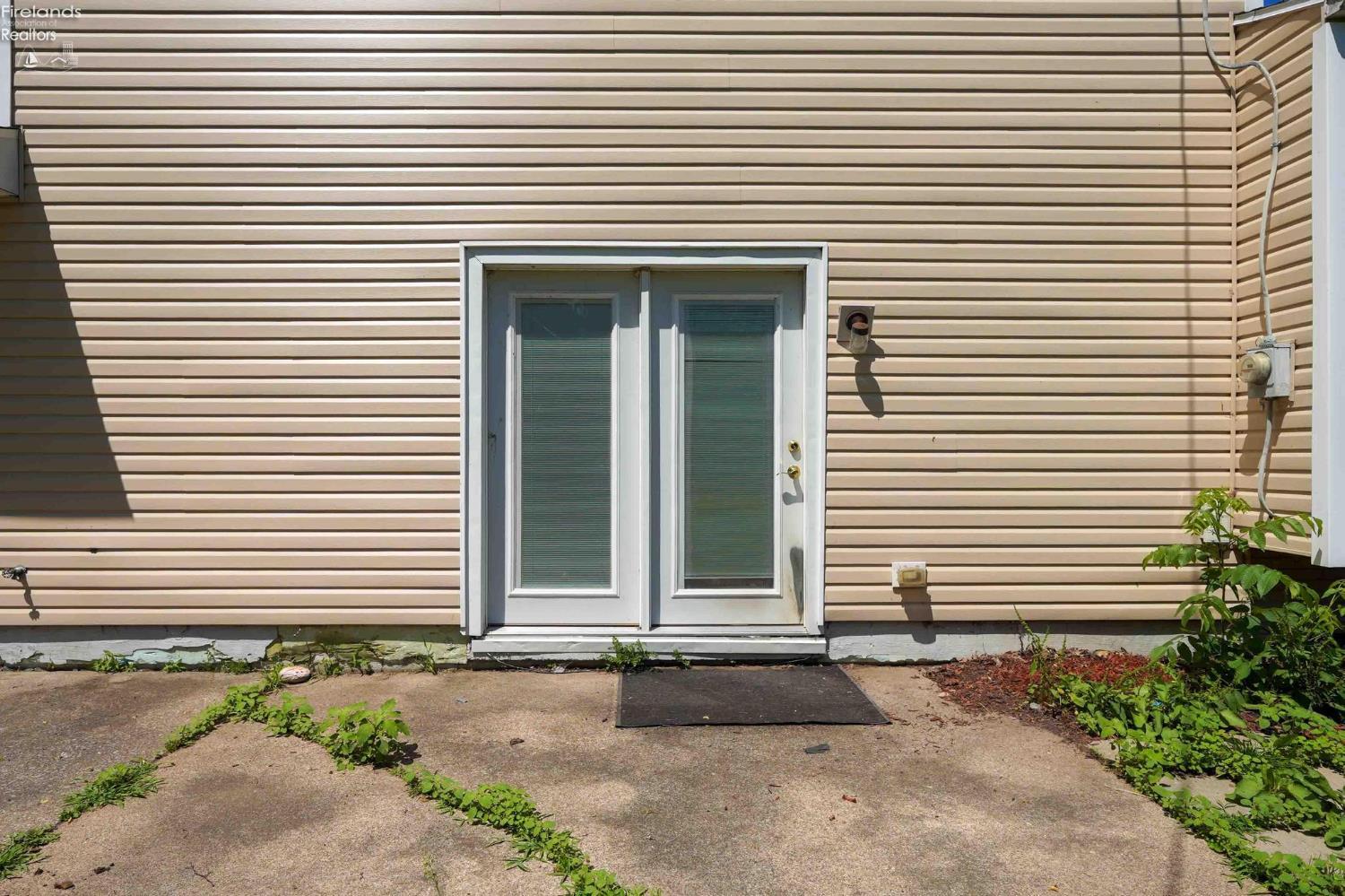 2718 Mulberry Drive