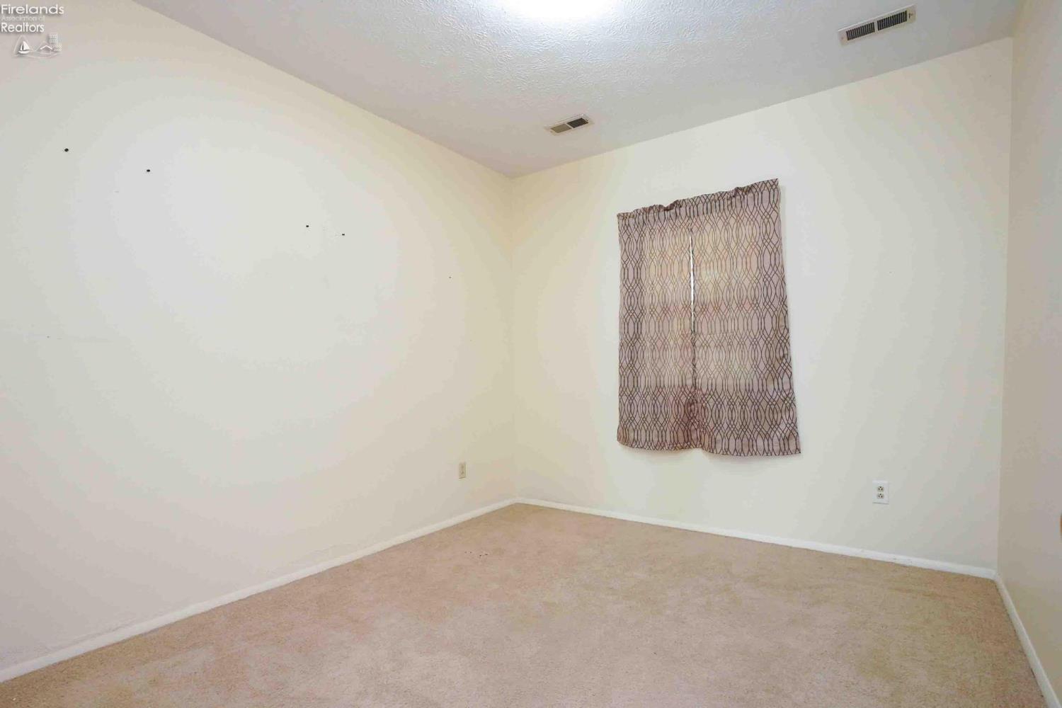 2718 Mulberry Drive