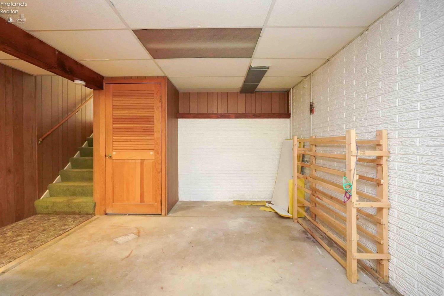 2718 Mulberry Drive