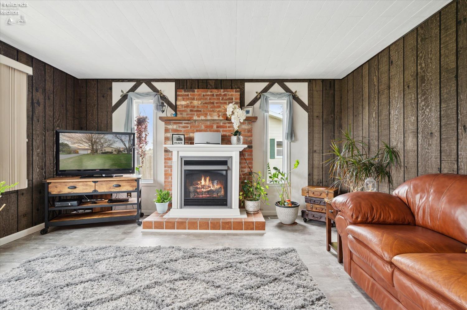 5191 N State Route 53