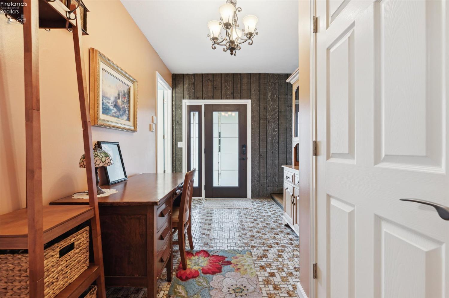 5191 N State Route 53