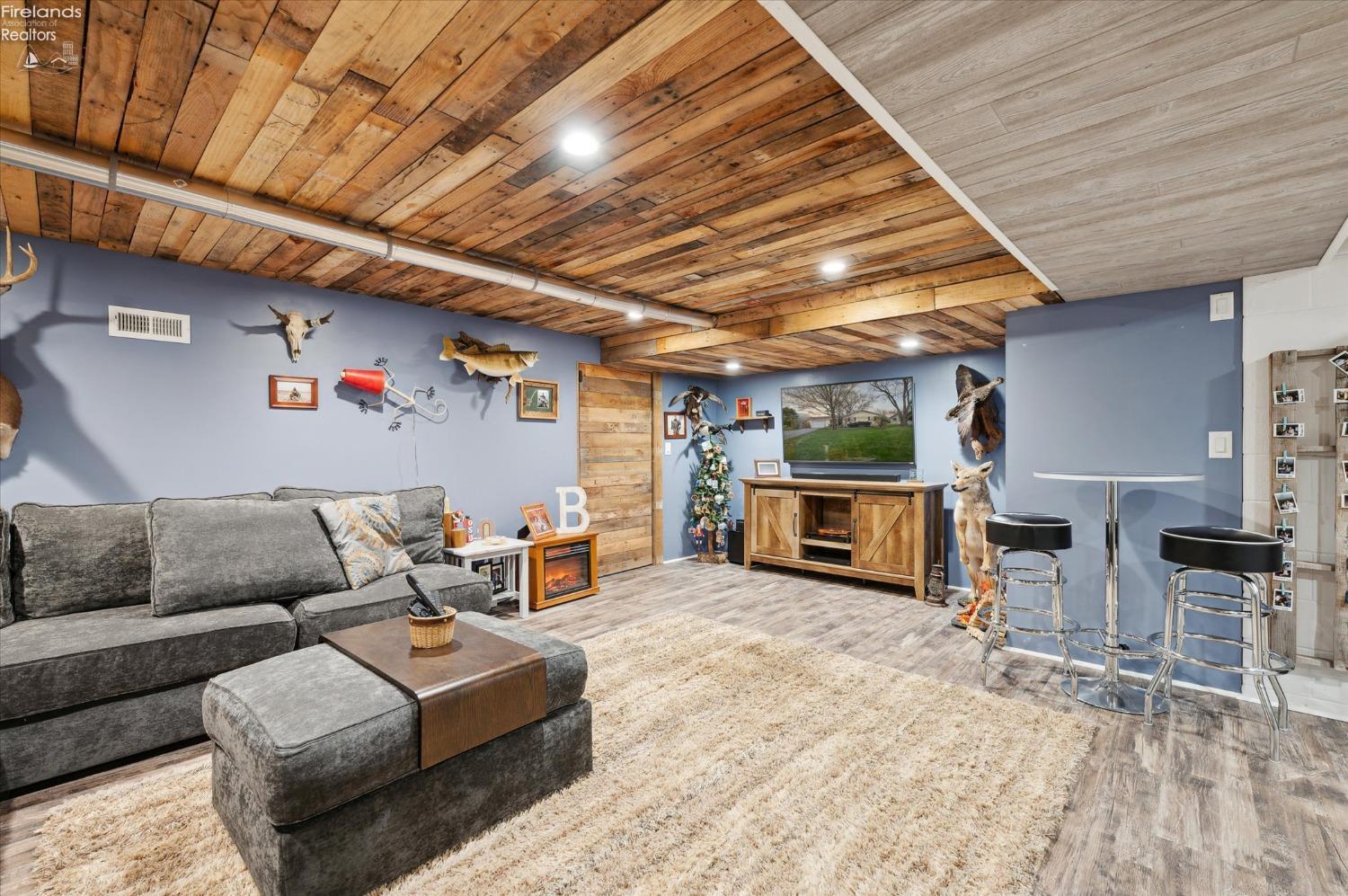 5191 N State Route 53