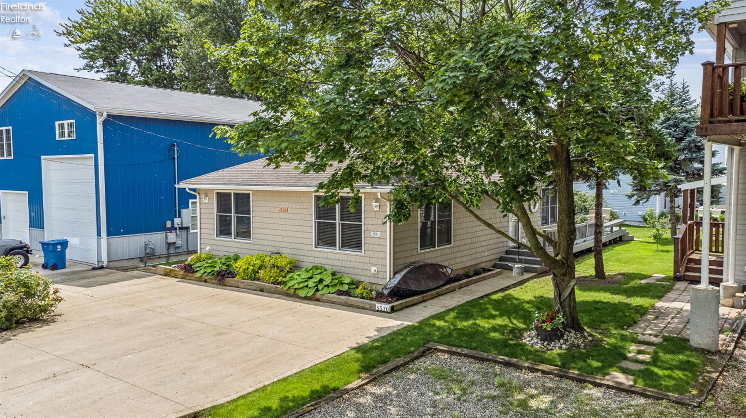 5510 E Center Lane