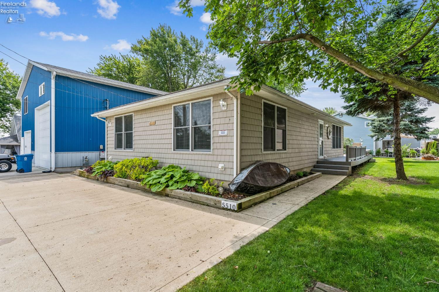 5510 E Center Lane
