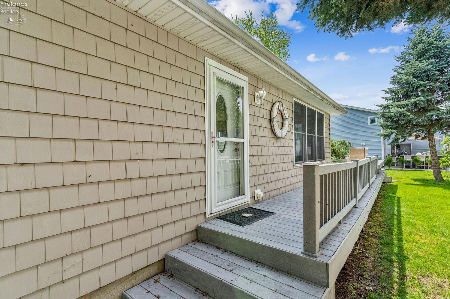 5510 E Center Lane