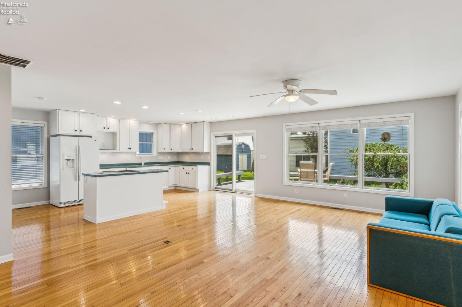 5510 E Center Lane