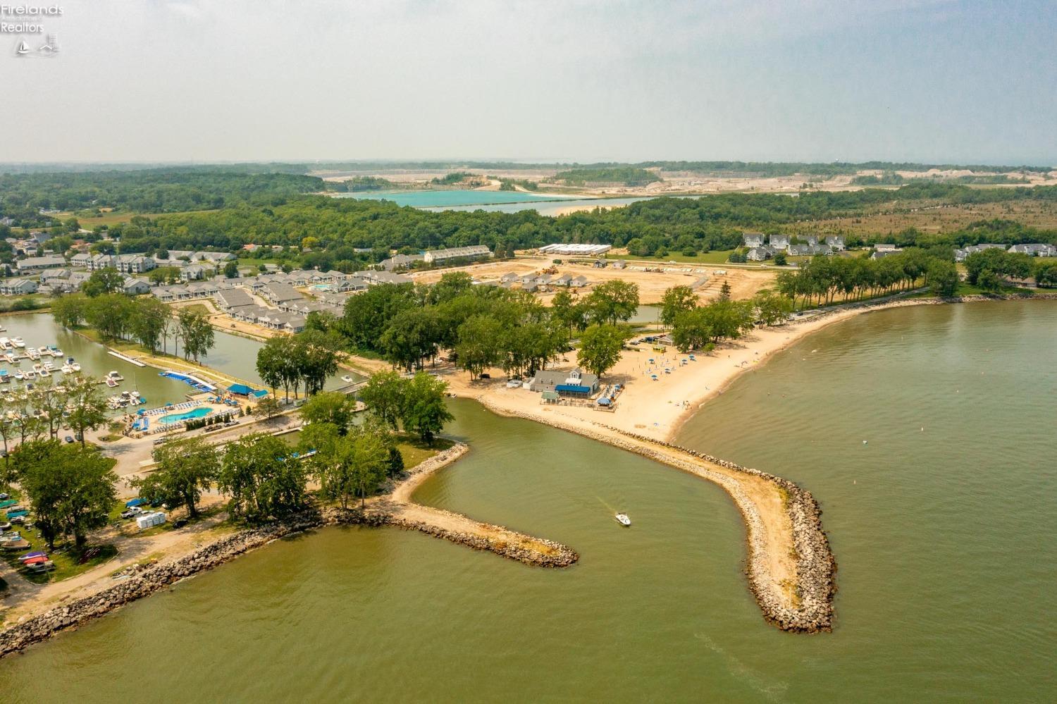 10654 E Bayshore Road 85