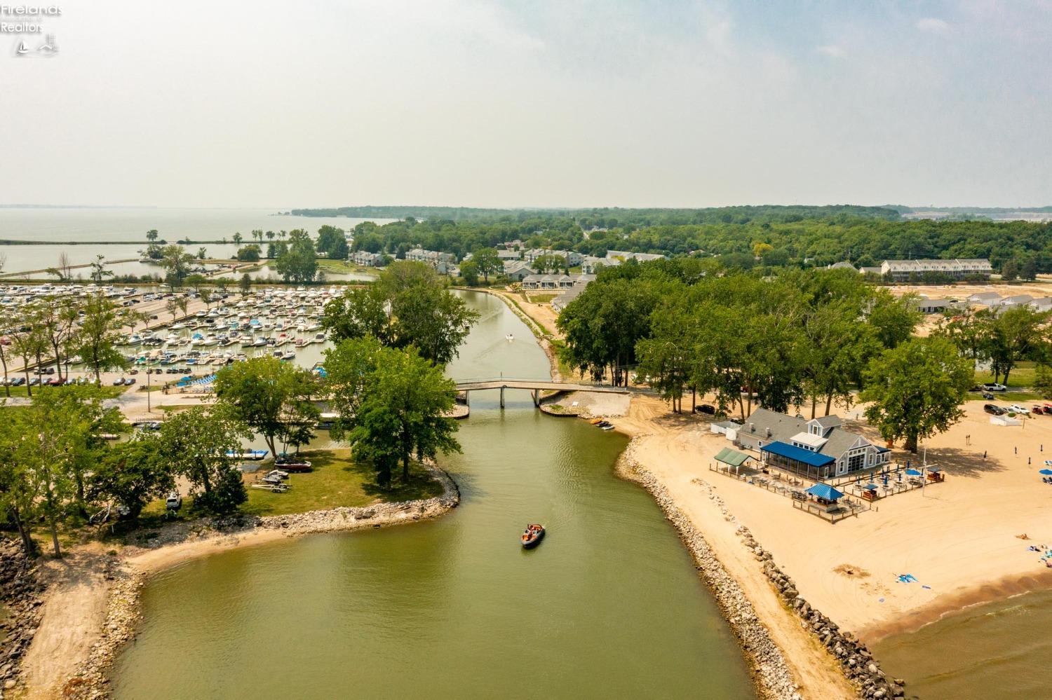 10654 E Bayshore Road 85