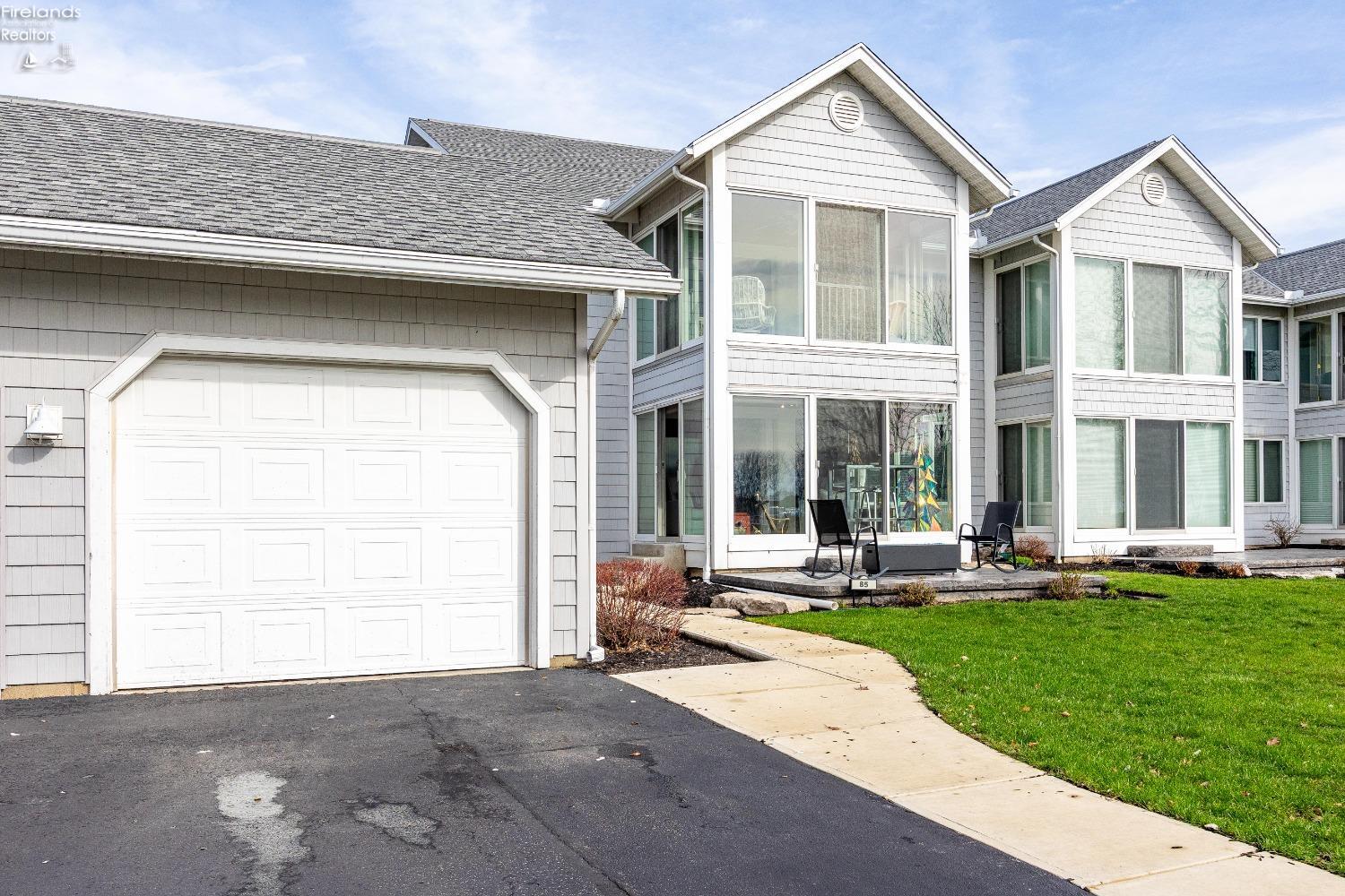 10654 E Bayshore Road 85